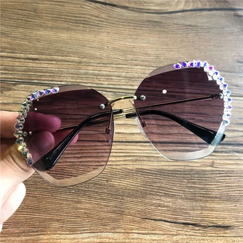 2021Luxury Italia Designer de Brand Doamna Pisica Ochi ochelari de Soare Femei Epocă fără ramă Gradient de Ochelari de Soare Pentru Femei UV400