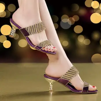 Doamnelor sexy papuci de casă partid de Moda pantofi de sex feminin diamond hollow out sandale anti-derapare frumoase sandale de vară în afara mării papuci de casă