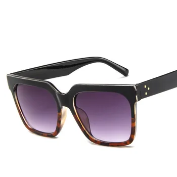 Yoovos 2021 Pătrat Clasic Sunglasse Femei De Lux Gradient Retro Bomboane De Culoare Pahare De Plastic De Epocă Oculos De Sol Feminino